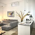 Modern Loft אלגהרו