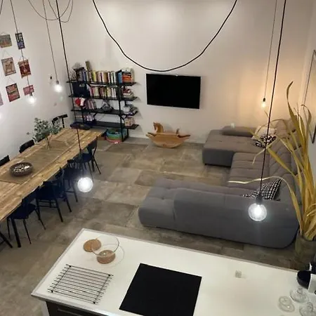 Modern Loft Apartmán *
